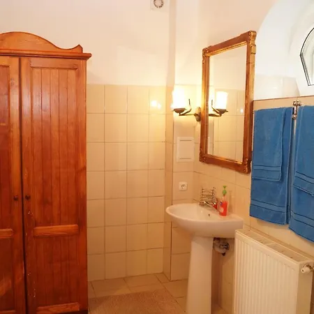 Hotel норіс Myhowe