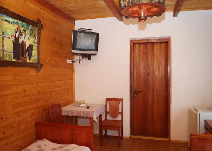 Hotel норіс *